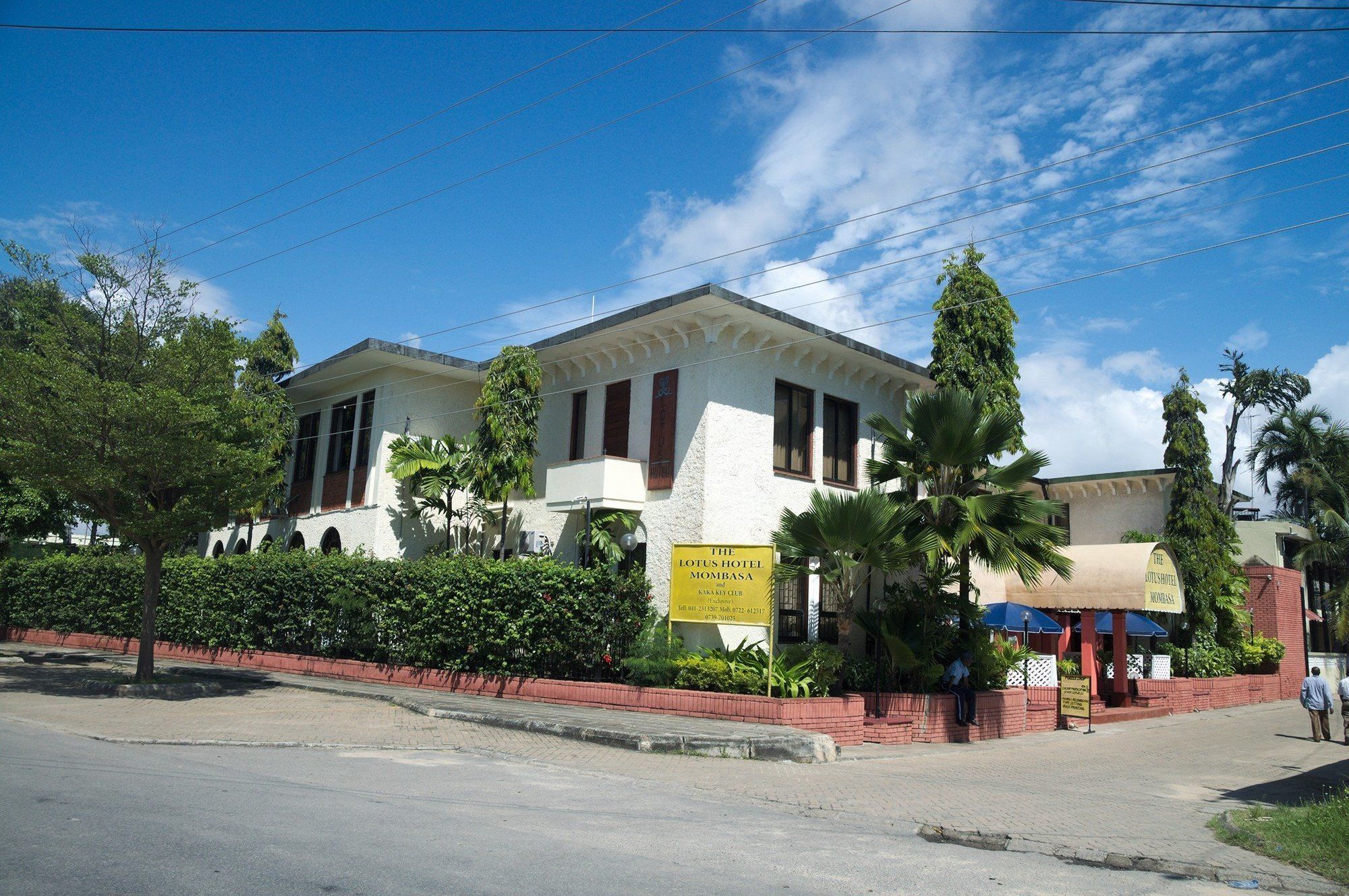 Lotus Hotel Mombasa Extérieur photo